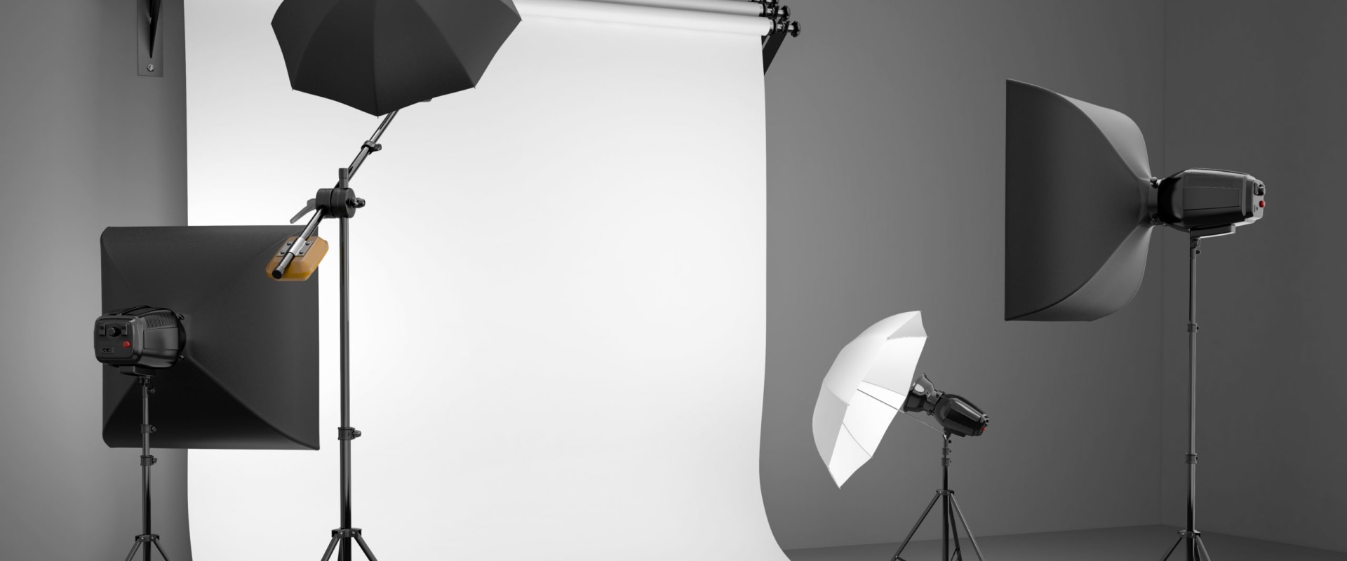 setting-up-a-continuous-lighting-setup-for-product-photography